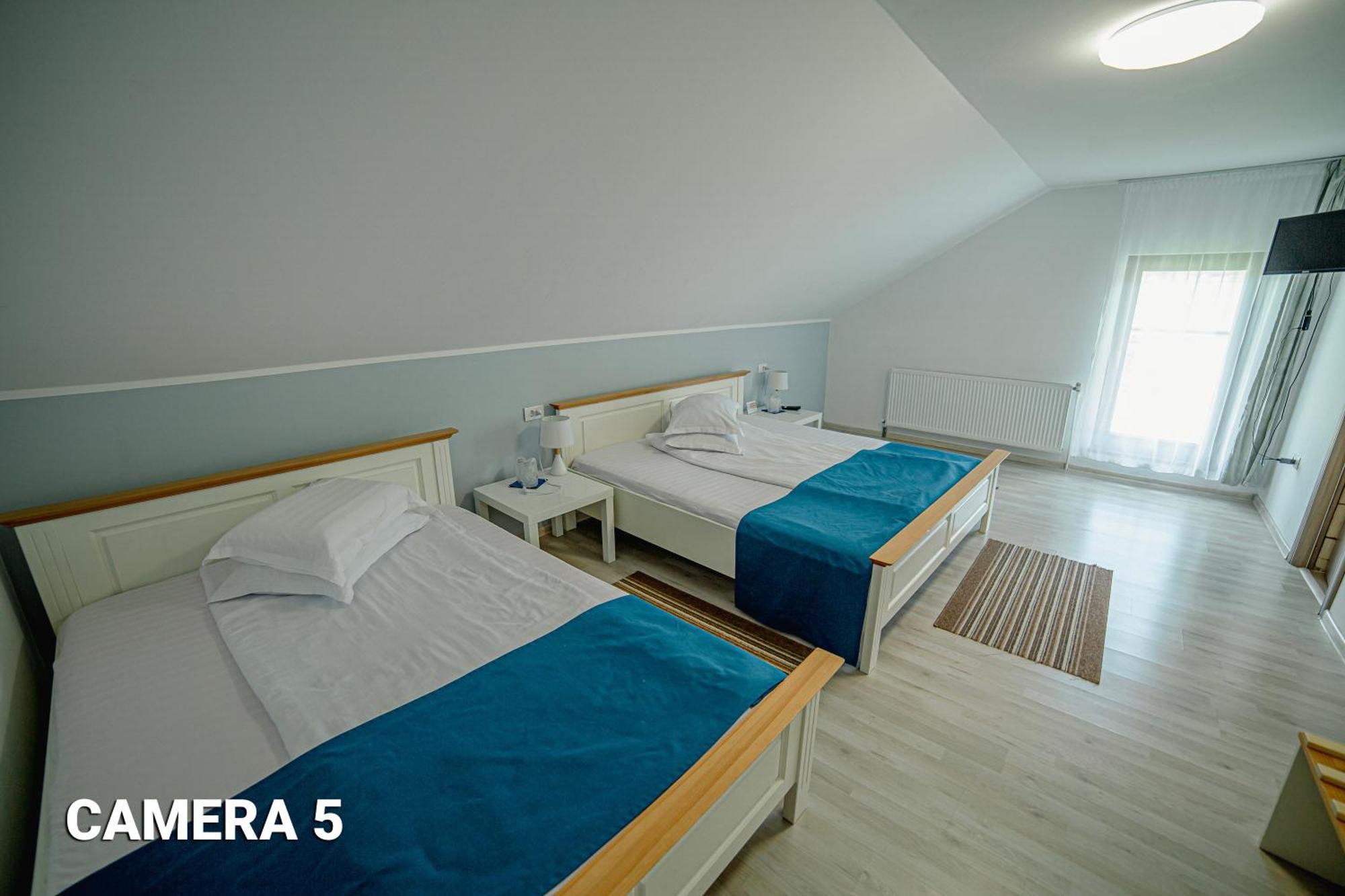 Pensiunea Arc Bucovina Вама Стая снимка